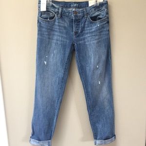 💗 NWT LOFT Distressed Boyfriend Jeans 💗